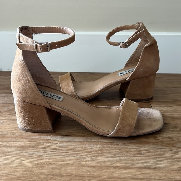 STEVE MADDEN ‘Irenee’ Suede Dress Sandals 8&1/2 - Picture 2 of 3